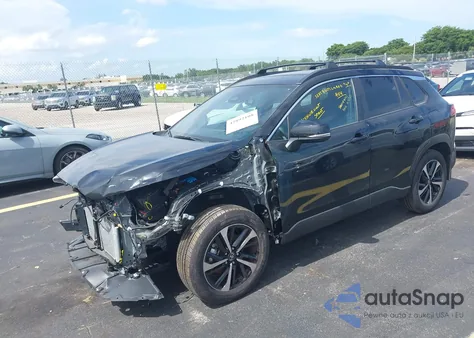 2025 Toyota Corolla Cross Hybrid Xse z USA, uszkodzony, nr VIN 7MUFBABG1SV074912